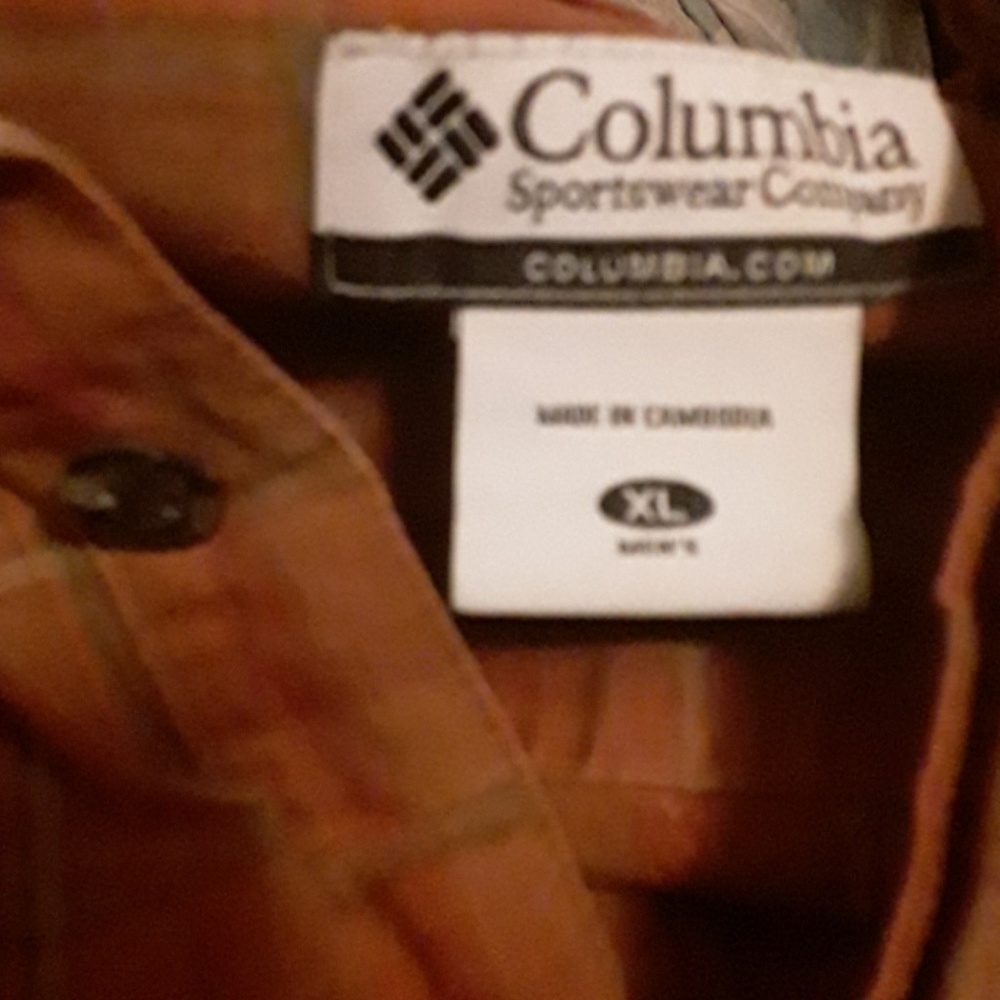 Long sleeve Columbia shirt